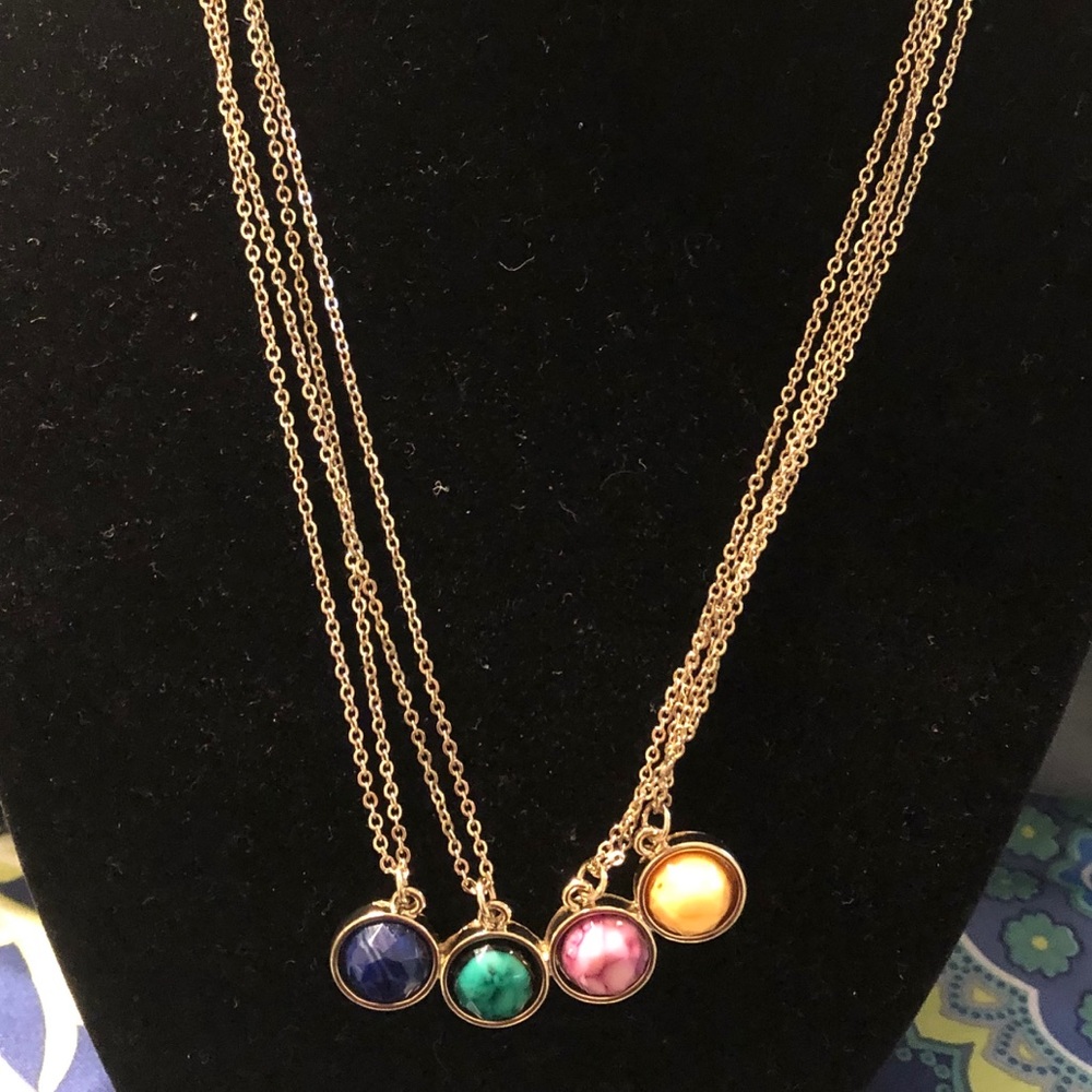 Gold multi strand jewel tone necklace Like new.